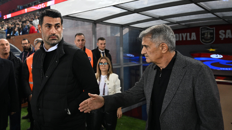 Volkan Demirel, Şenol Güneş'in elini sıkmadı