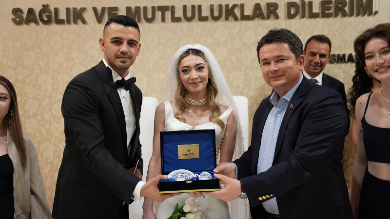 Osmangazi’de 1 yılda 6 bin 636 nikah kıyıldı