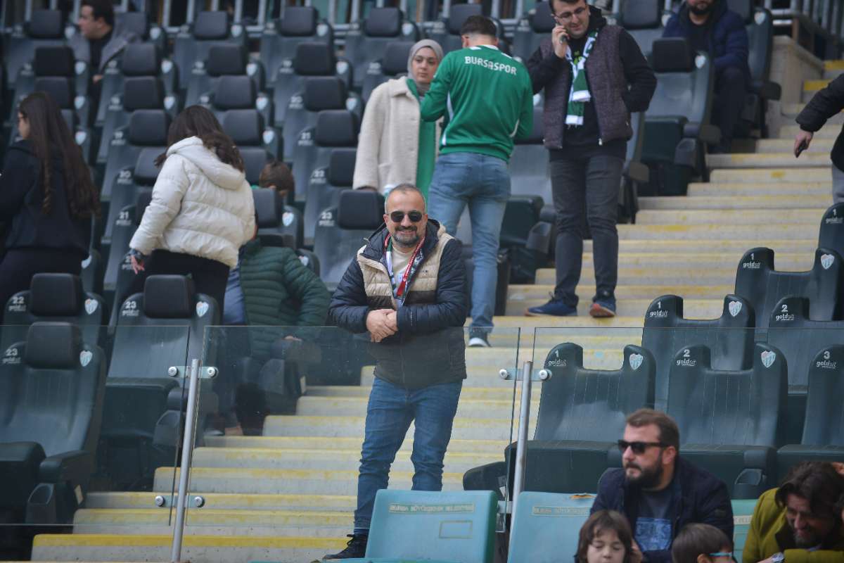 (FOTO GALERİ) BURSASPOR-ERGENE VELİMEŞESPOR MAÇINDAN TARAFTAR FOTOĞRAFLARI