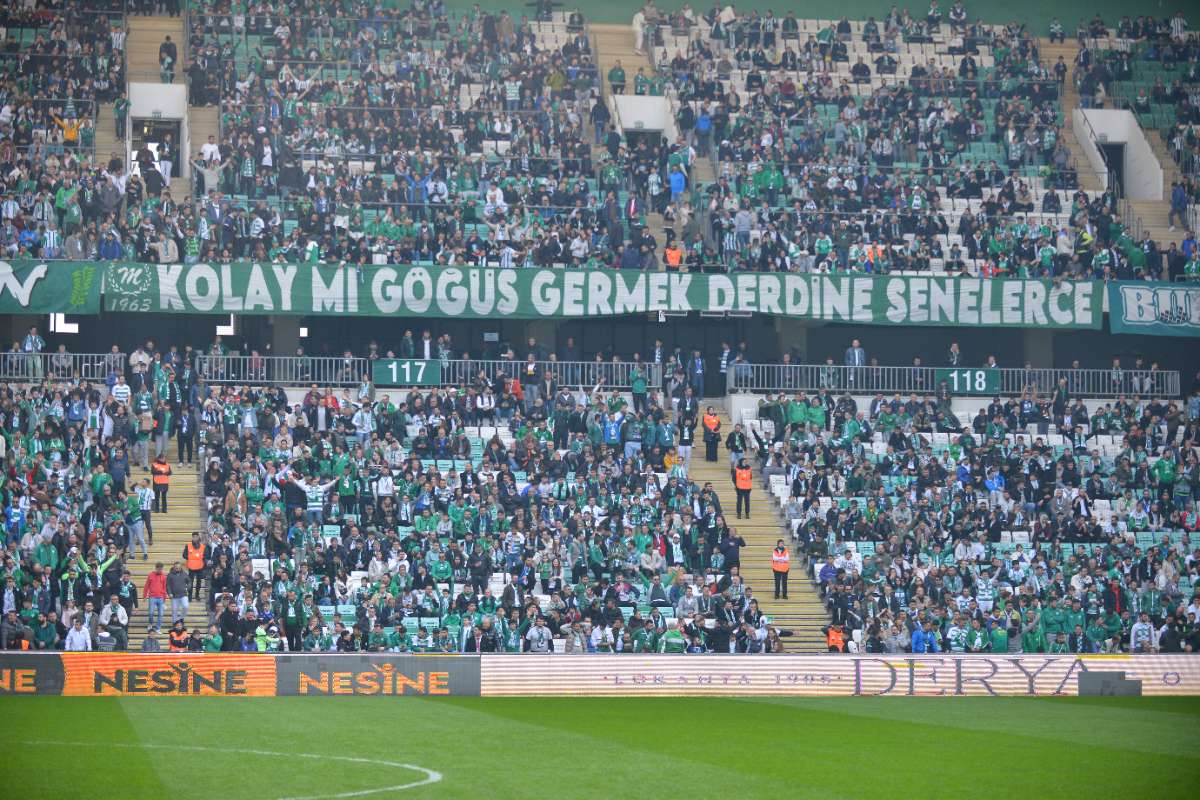 (FOTO GALERİ) BURSASPOR-ERGENE VELİMEŞESPOR MAÇINDAN TARAFTAR FOTOĞRAFLARI