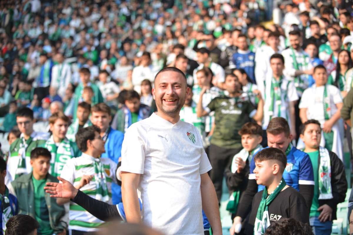 (FOTO GALERİ) BURSASPOR-ERGENE VELİMEŞESPOR MAÇINDAN TARAFTAR FOTOĞRAFLARI-2