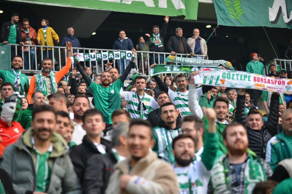 (FOTO GALERİ) BURSASPOR-ERGENE VELİMEŞESPOR MAÇINDAN TARAFTAR FOTOĞRAFLARI-2