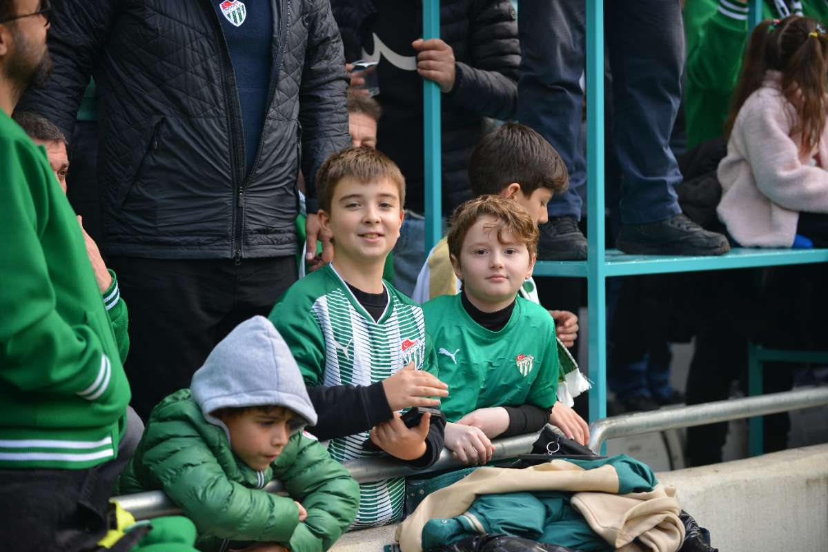 (FOTO GALERİ) BURSASPOR-ERGENE VELİMEŞESPOR MAÇINDAN TARAFTAR FOTOĞRAFLARI-2