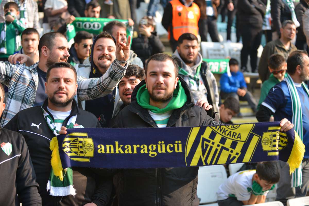 (FOTO GALERİ) BURSASPOR-ERGENE VELİMEŞESPOR MAÇINDAN TARAFTAR FOTOĞRAFLARI-2