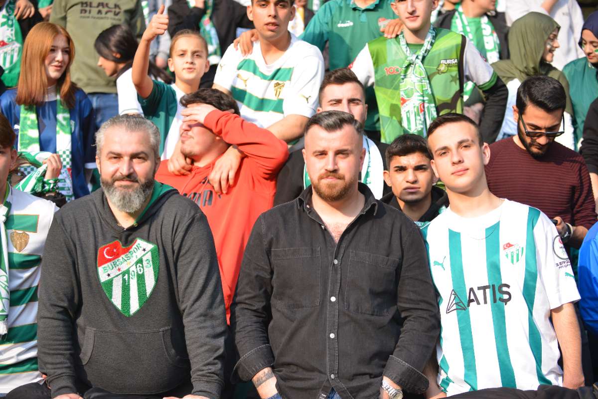 (FOTO GALERİ) BURSASPOR-ERGENE VELİMEŞESPOR MAÇINDAN TARAFTAR FOTOĞRAFLARI-2