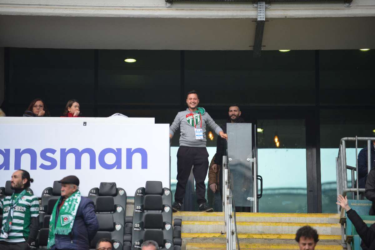 (FOTO GALERİ) Bursaspor-Anadolu Üniversitesi Taraftar Fotoğrafları