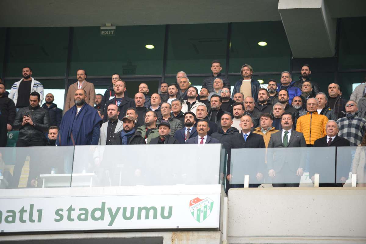 (FOTO GALERİ) Bursaspor-Anadolu Üniversitesi Taraftar Fotoğrafları