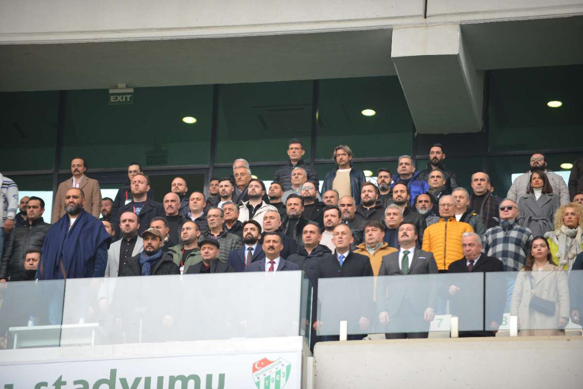 (FOTO GALERİ) Bursaspor-Anadolu Üniversitesi Taraftar Fotoğrafları
