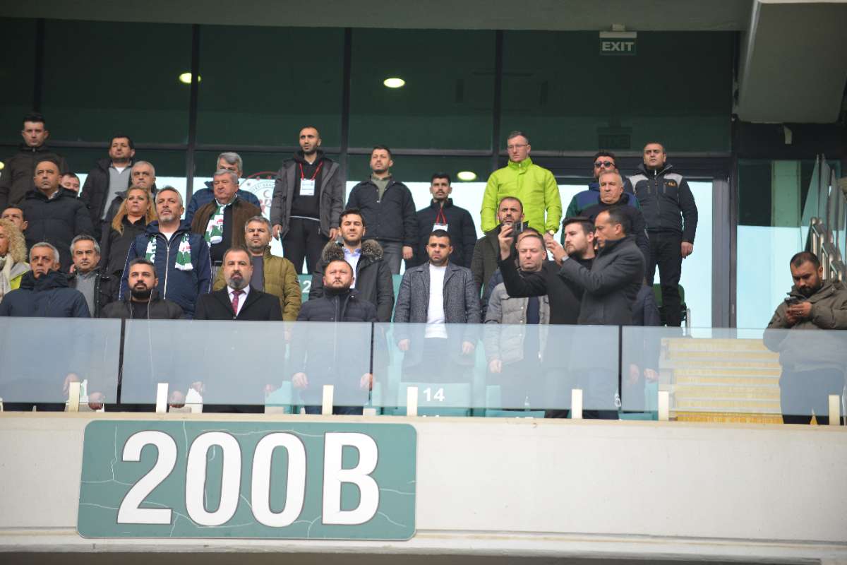 (FOTO GALERİ) Bursaspor-Anadolu Üniversitesi Taraftar Fotoğrafları
