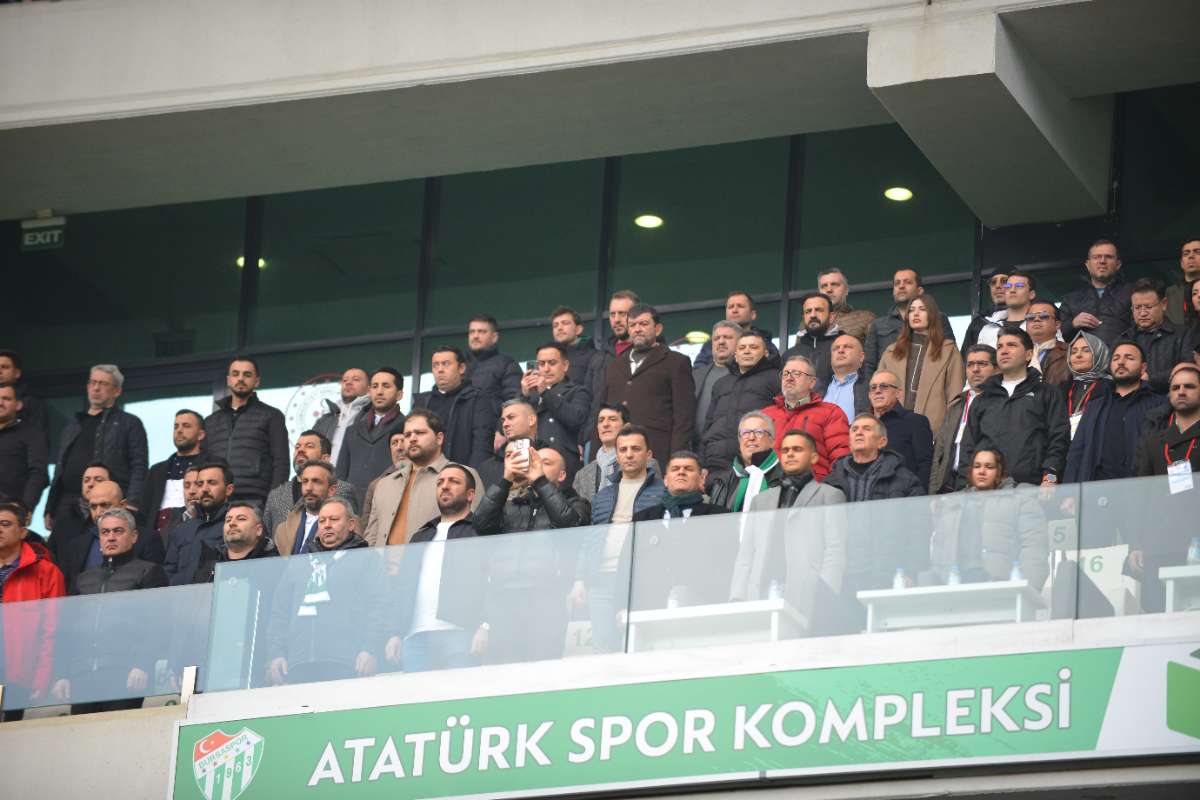 (FOTO GALERİ) Bursaspor-Anadolu Üniversitesi Taraftar Fotoğrafları
