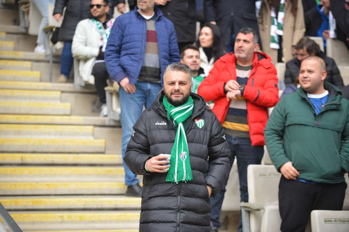 (FOTO GALERİ) Bursaspor-Anadolu Üniversitesi Taraftar Fotoğrafları