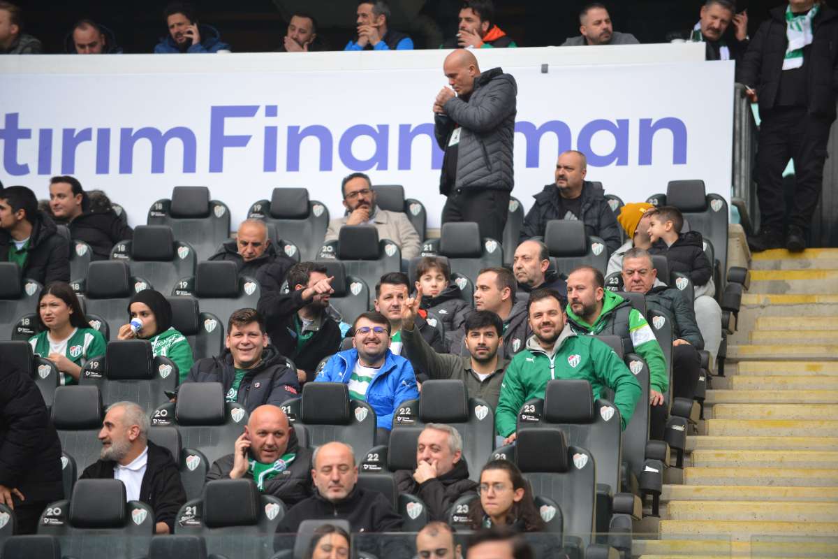 (FOTO GALERİ) Bursaspor-Anadolu Üniversitesi Taraftar Fotoğrafları