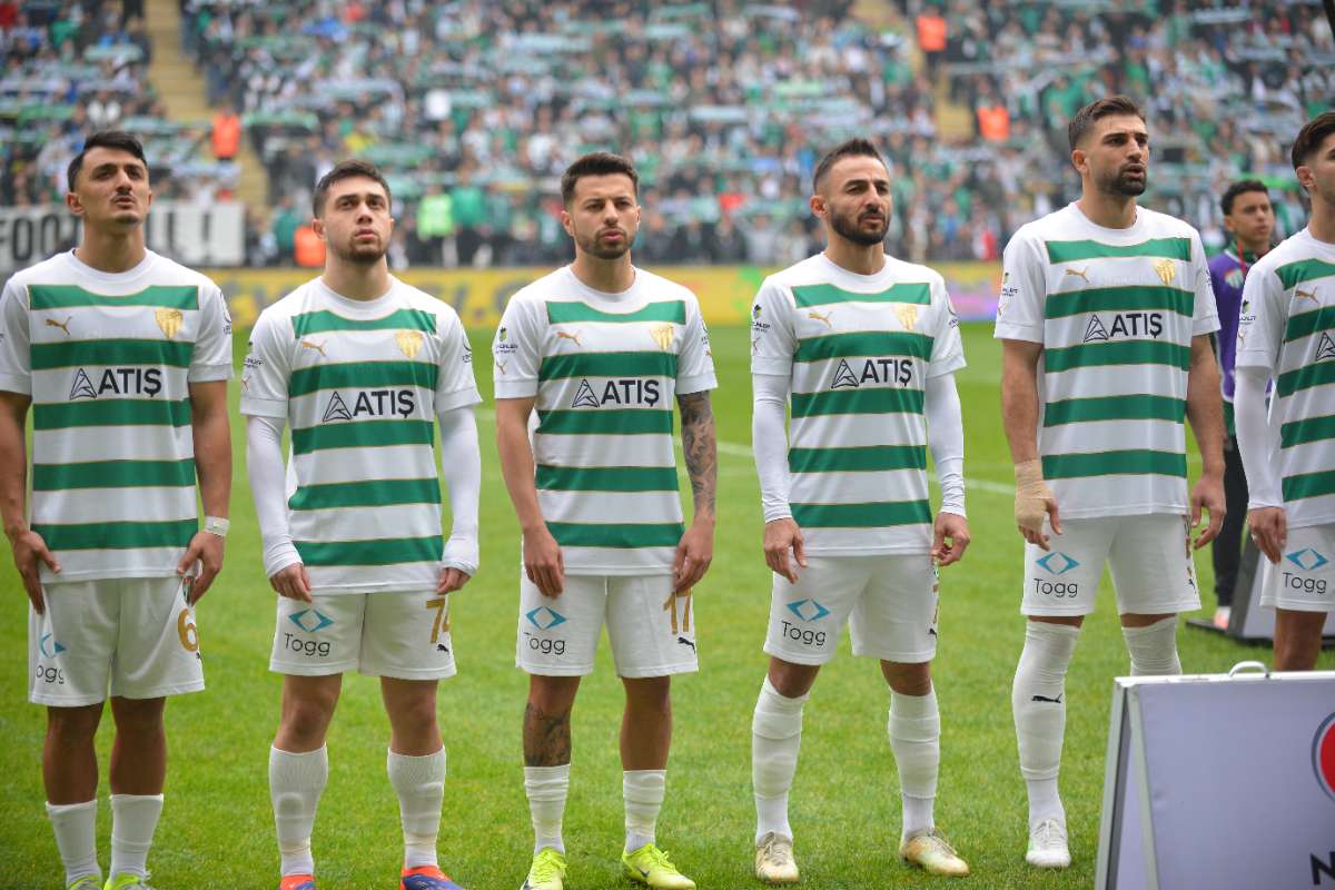 (FOTO GALERİ) Bursaspor-Anadolu Üniversitesi Taraftar Fotoğrafları