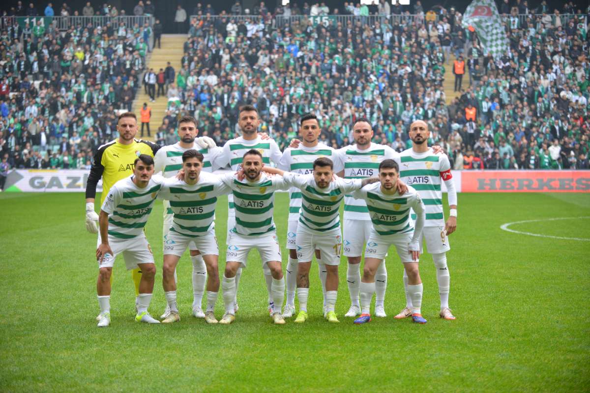(FOTO GALERİ) Bursaspor-Anadolu Üniversitesi Taraftar Fotoğrafları