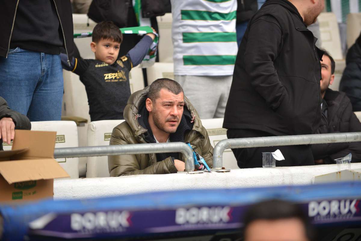 (FOTO GALERİ) Bursaspor-Anadolu Üniversitesi Taraftar Fotoğrafları