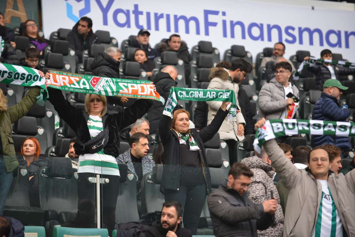 (FOTO GALERİ) Bursaspor-Anadolu Üniversitesi Taraftar Fotoğrafları