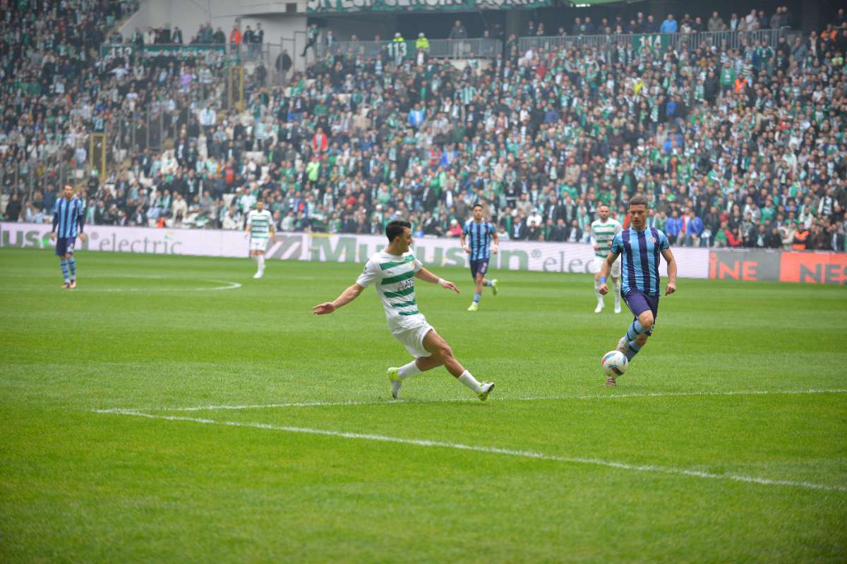 (FOTO GALERİ) Bursaspor-Anadolu Üniversitesi Taraftar Fotoğrafları