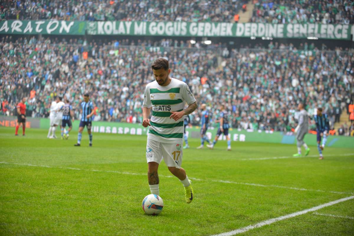 (FOTO GALERİ) Bursaspor-Anadolu Üniversitesi Taraftar Fotoğrafları