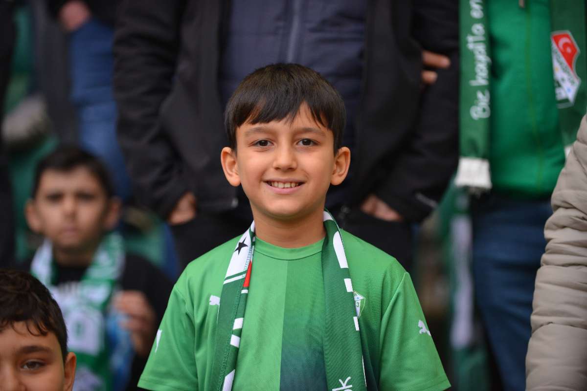 (FOTO GALERİ) Bursaspor-Anadolu Üniversitesi Taraftar Fotoğrafları