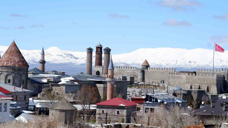 Erzurum 2025 Ramazan Ayı İmsak Saatleri, Sahur Kaçta? İftar Kaçta? Takvim