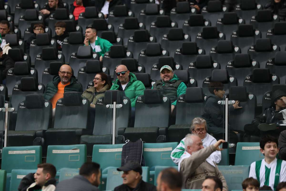 (FOTO GALERİ) Bursaspor-Silifke Belediyespor Taraftar Fotoğrafları