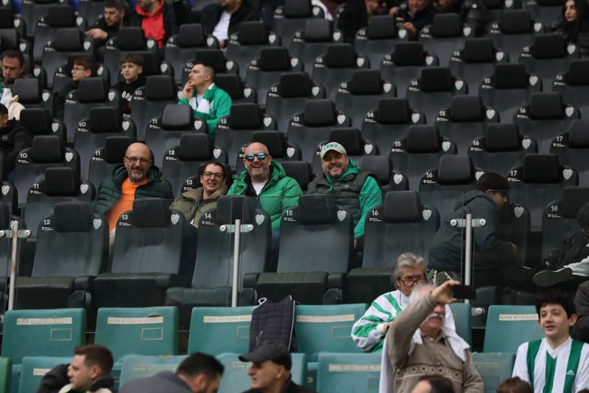 (FOTO GALERİ) Bursaspor-Silifke Belediyespor Taraftar Fotoğrafları