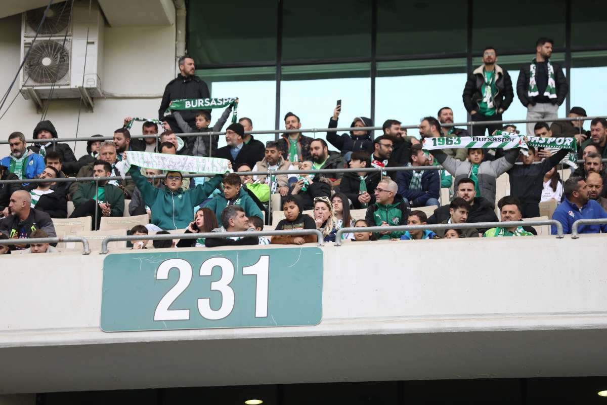 (FOTO GALERİ) Bursaspor-Silifke Belediyespor Taraftar Fotoğrafları