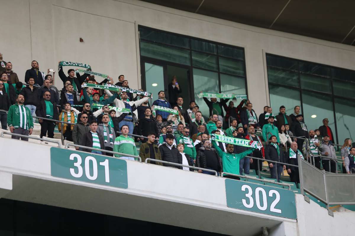 (FOTO GALERİ) Bursaspor-Silifke Belediyespor Taraftar Fotoğrafları