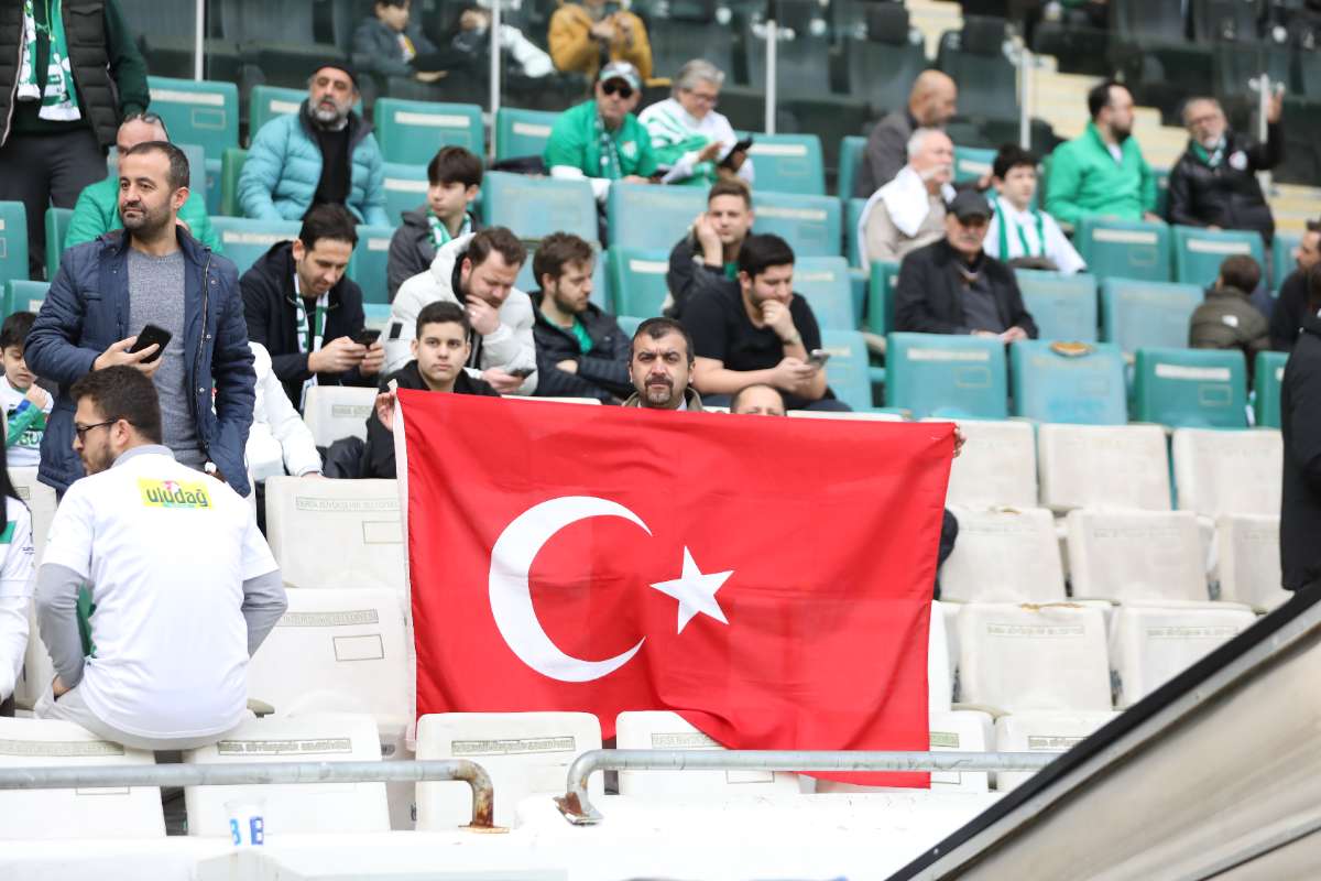 (FOTO GALERİ) Bursaspor-Silifke Belediyespor Taraftar Fotoğrafları