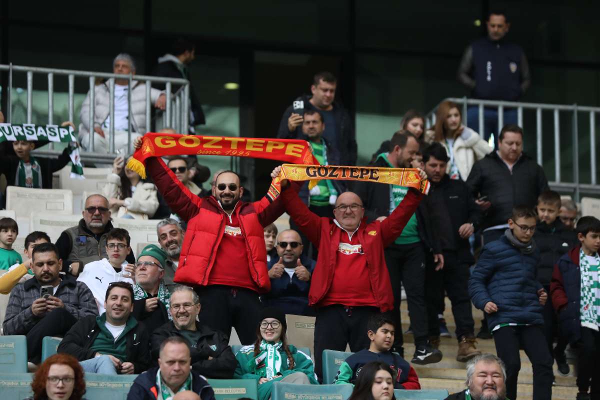 (FOTO GALERİ) Bursaspor-Silifke Belediyespor Taraftar Fotoğrafları