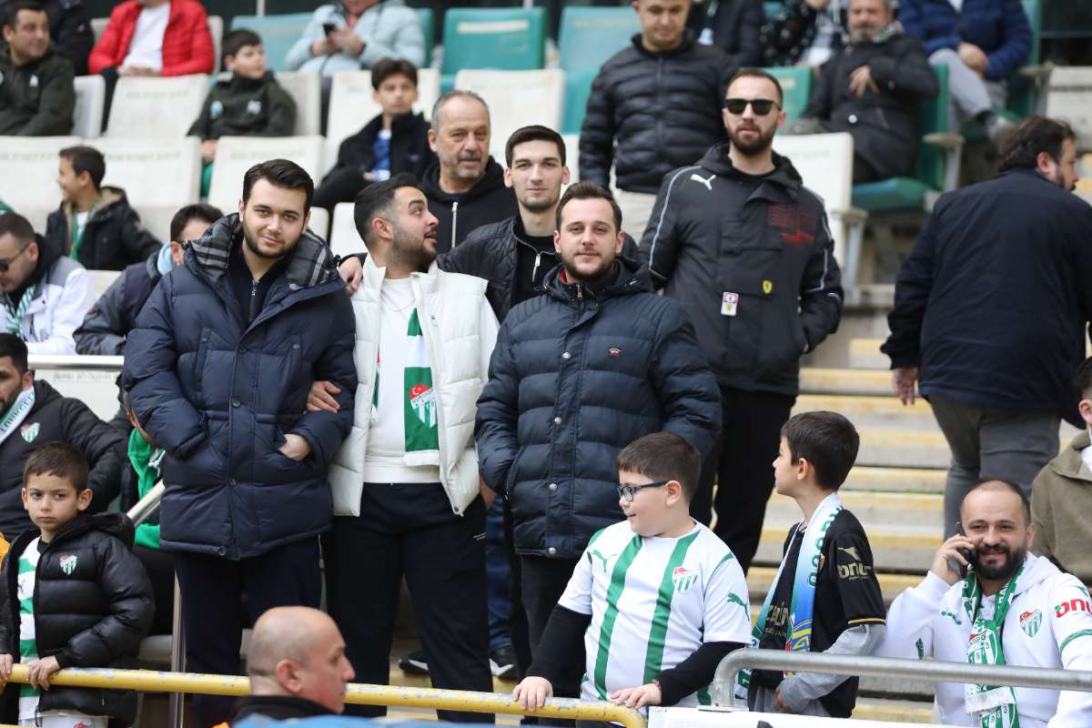 (FOTO GALERİ) Bursaspor-Silifke Belediyespor Taraftar Fotoğrafları