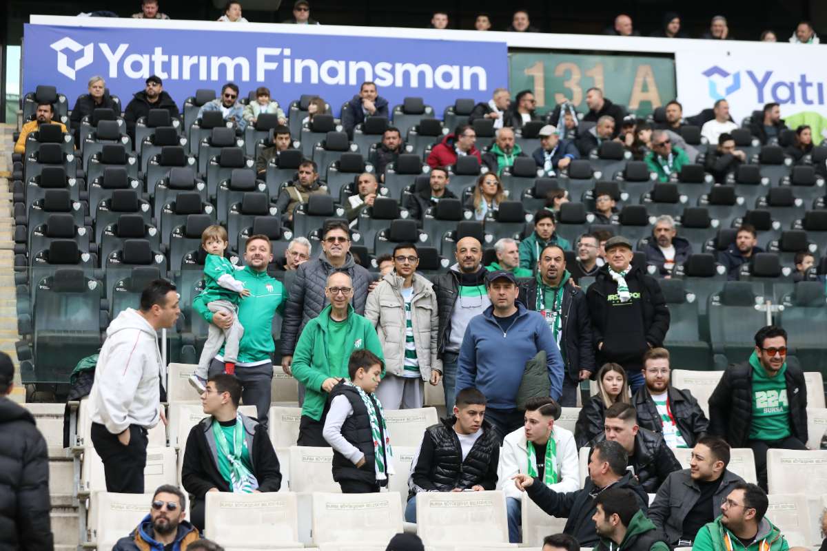 (FOTO GALERİ) Bursaspor-Silifke Belediyespor Taraftar Fotoğrafları