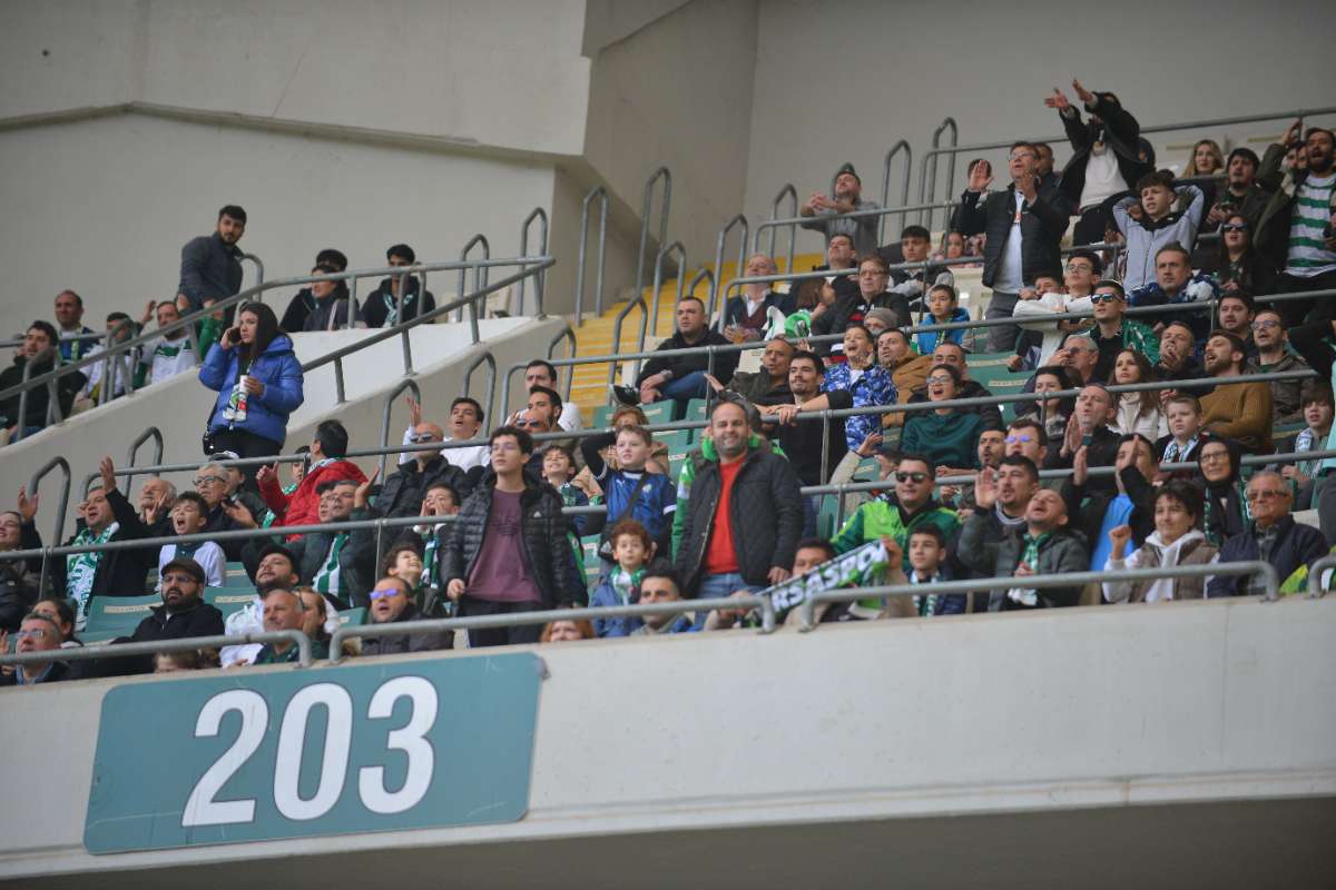 (FOTO GALERİ) Bursaspor-Silifke Belediyespor Taraftar Fotoğrafları -2