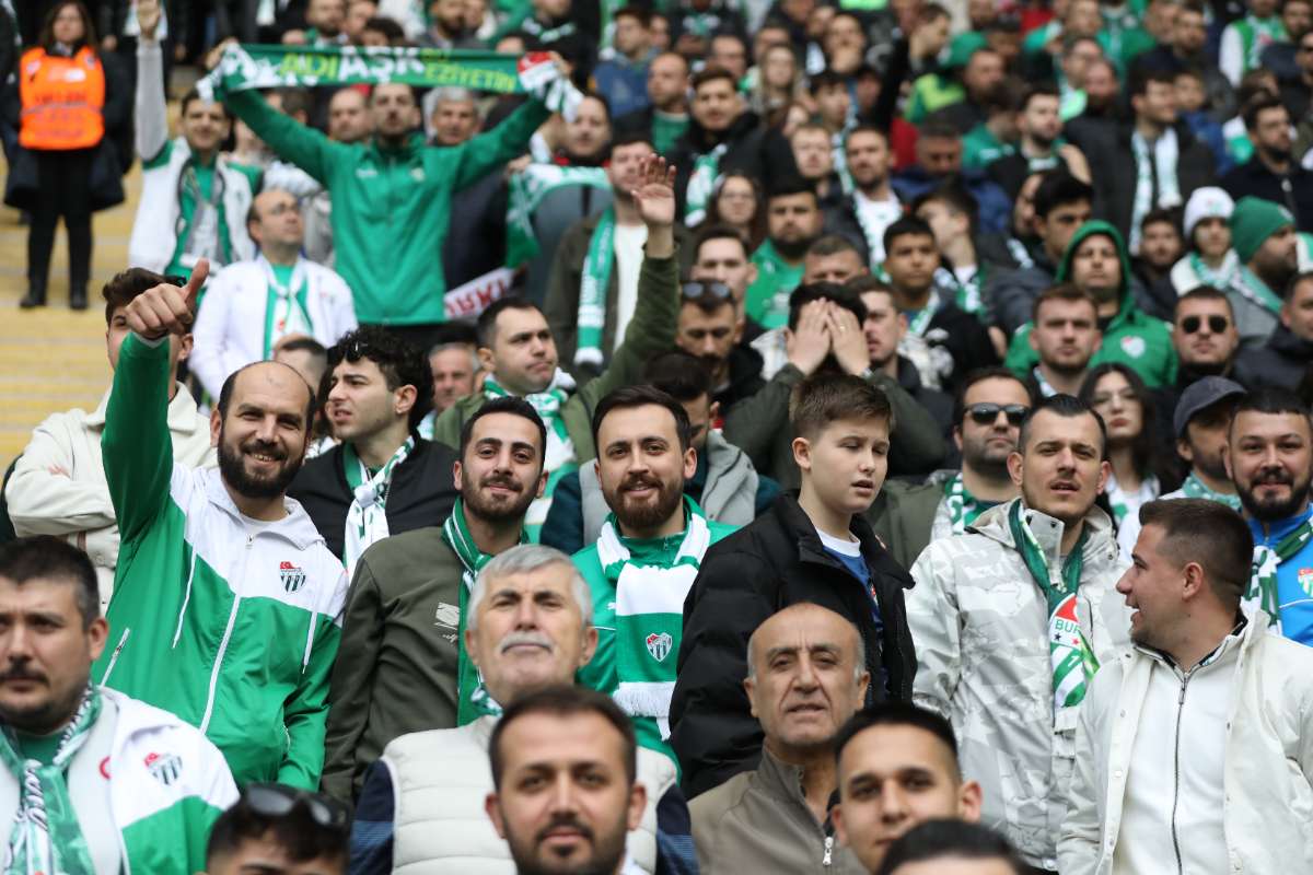 (FOTO GALERİ) Bursaspor-Silifke Belediyespor Taraftar Fotoğrafları -3