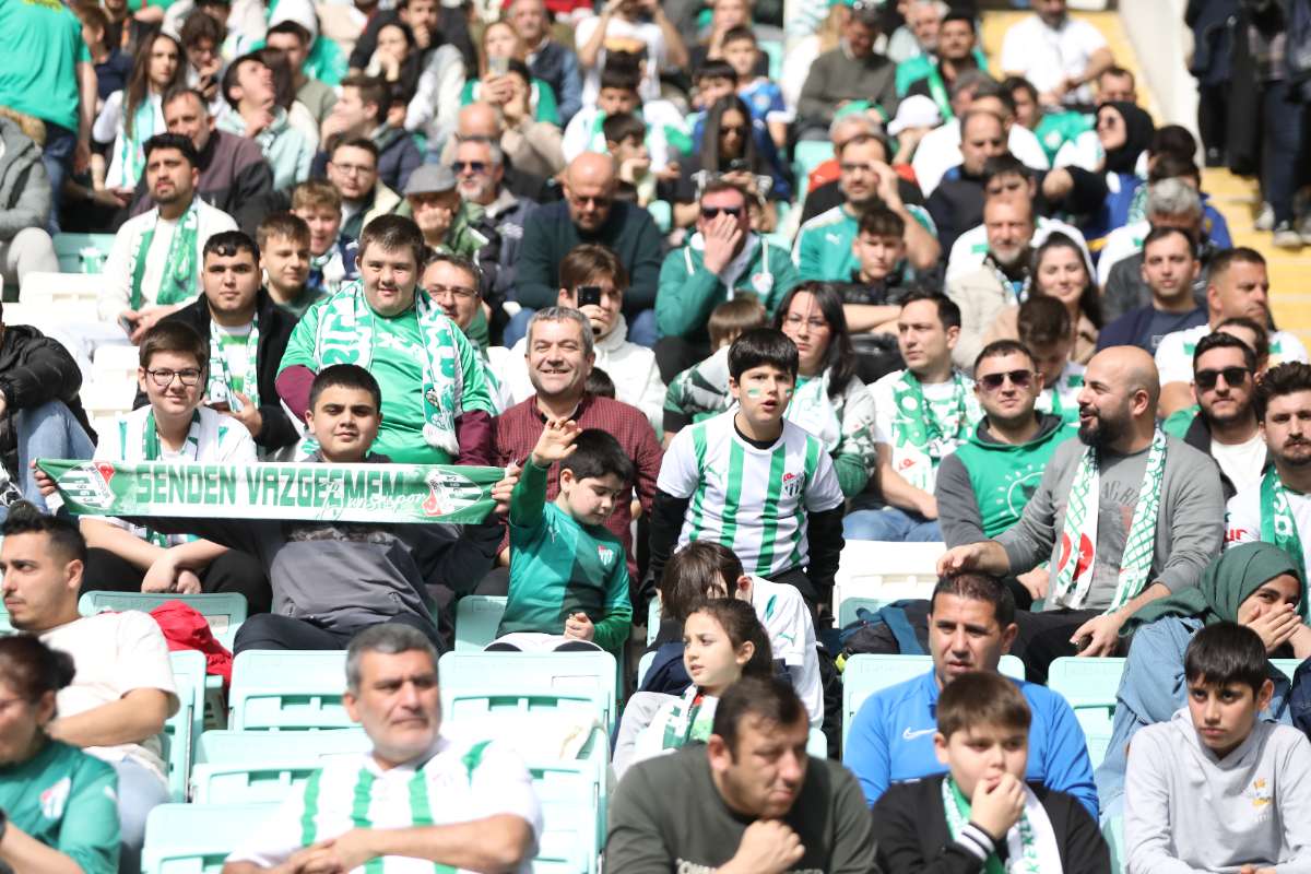 (FOTO GALERİ) Bursaspor-Silifke Belediyespor Taraftar Fotoğrafları -3