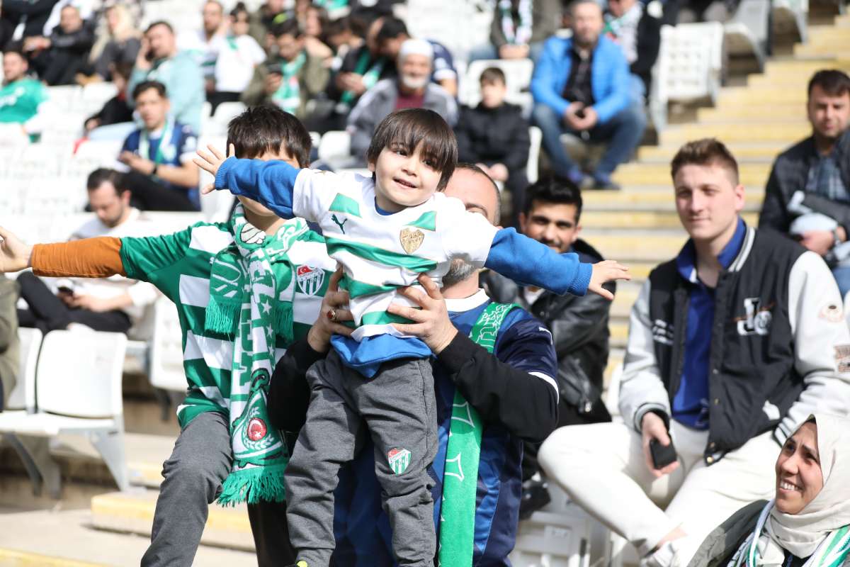 (FOTO GALERİ) Bursaspor-Silifke Belediyespor Taraftar Fotoğrafları -3