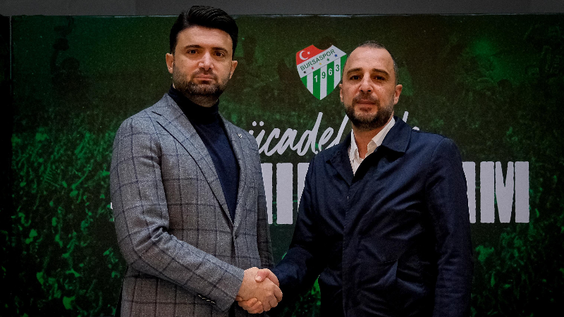 Bursaspor Adem Çağlayan'ı resmen duyurdu