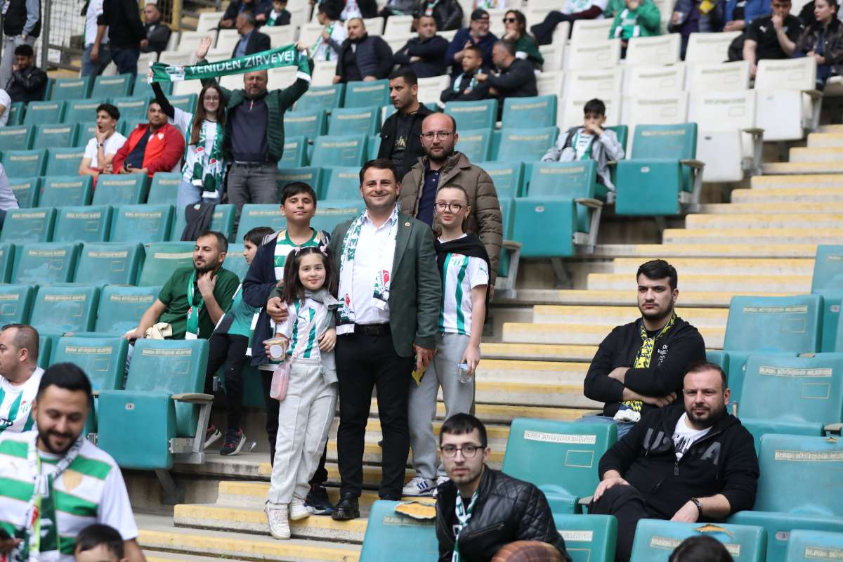 (FOTO GALERİ) BURSASPOR - 23 ELAZIĞ FK TARAFTAR FOTOĞRAFLARI