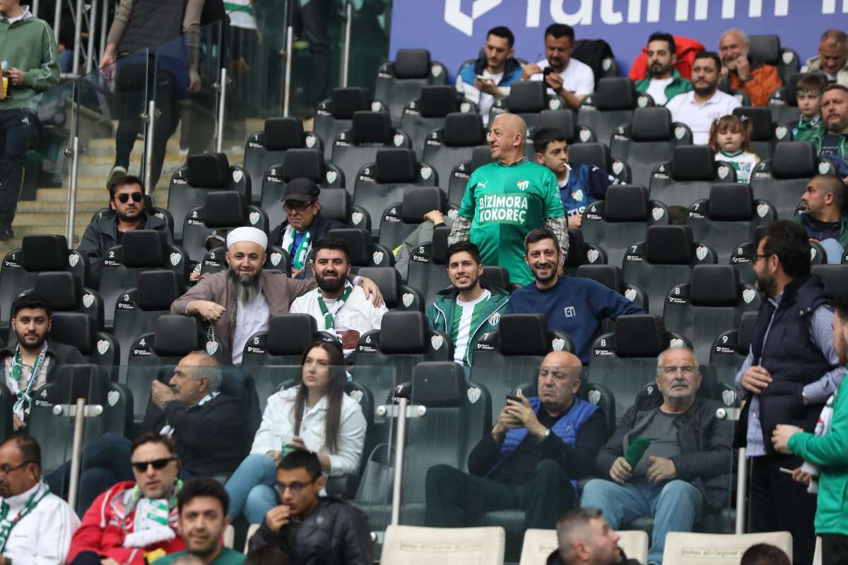 (FOTO GALERİ) BURSASPOR - 23 ELAZIĞ FK TARAFTAR FOTOĞRAFLARI