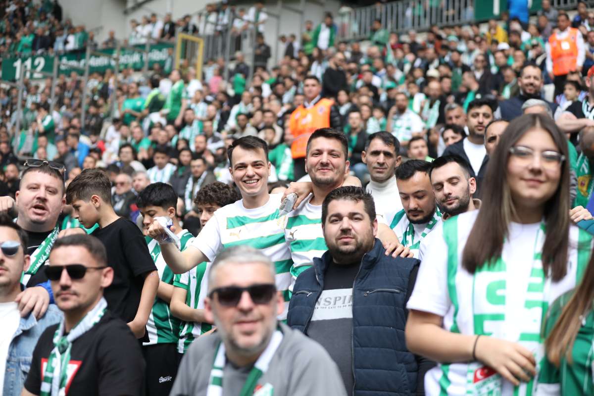 (FOTO GALERİ) BURSASPOR - 23 ELAZIĞ FK TARAFTAR FOTOĞRAFLARI - 2