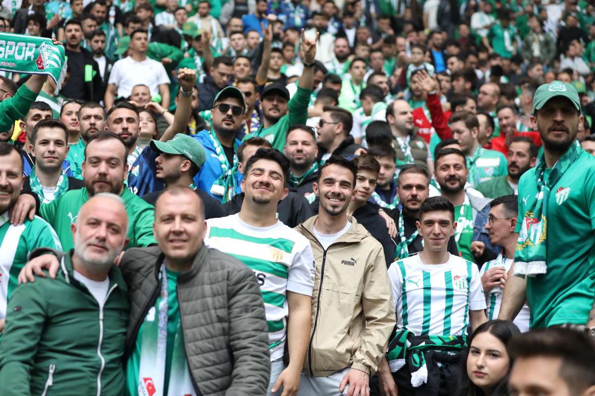 (FOTO GALERİ) BURSASPOR - 23 ELAZIĞ FK TARAFTAR FOTOĞRAFLARI - 2