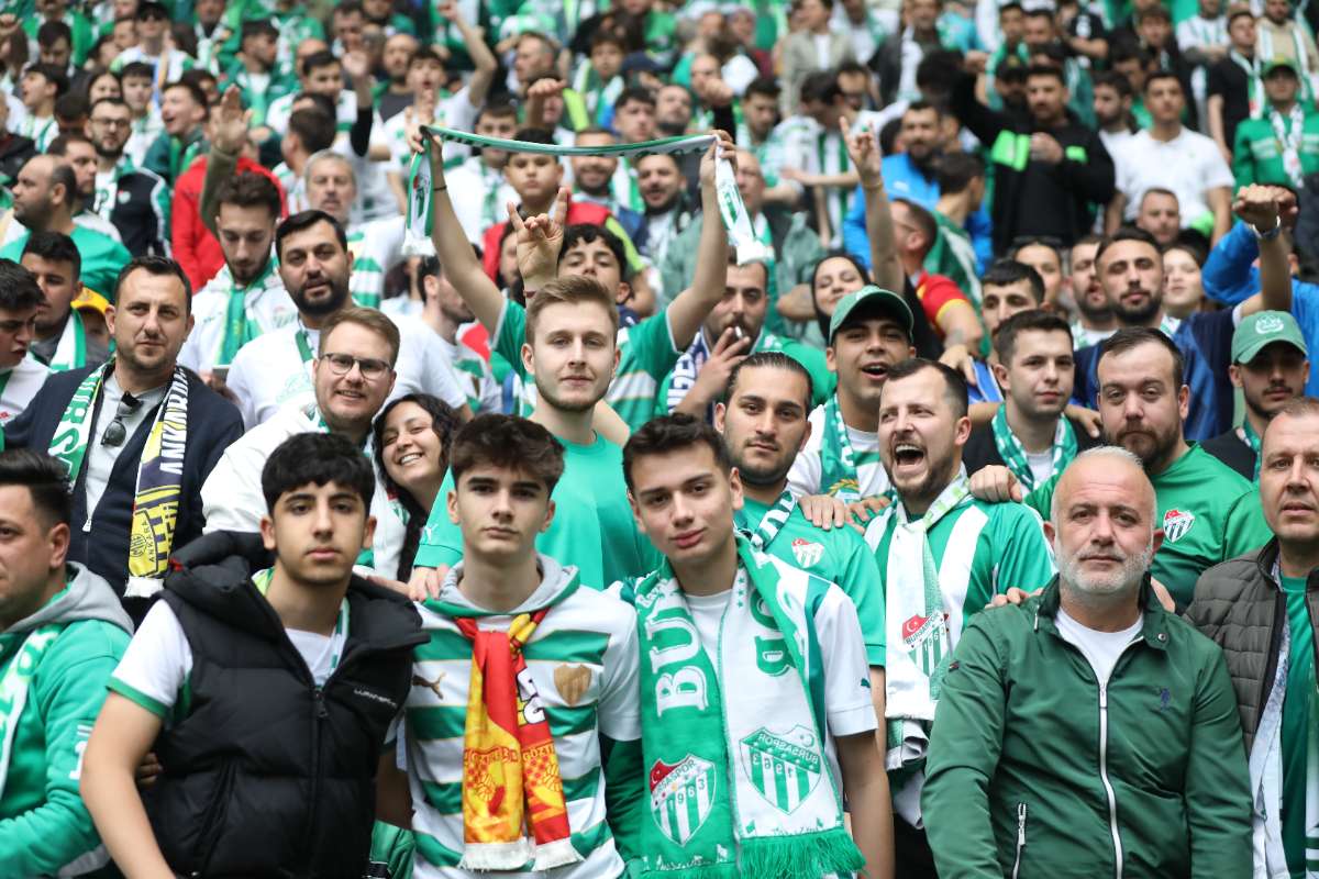 (FOTO GALERİ) BURSASPOR - 23 ELAZIĞ FK TARAFTAR FOTOĞRAFLARI - 2