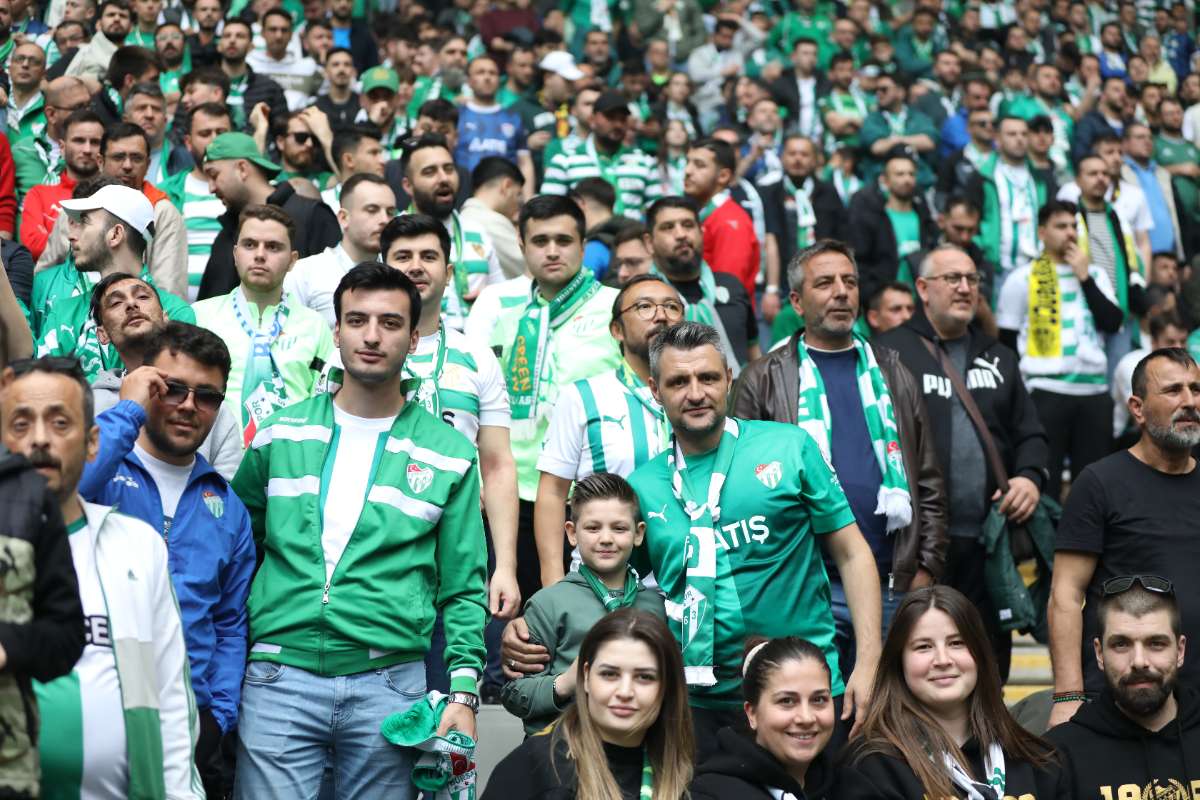(FOTO GALERİ) BURSASPOR - 23 ELAZIĞ FK TARAFTAR FOTOĞRAFLARI - 2