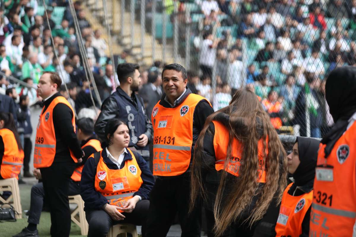 (FOTO GALERİ) BURSASPOR - 23 ELAZIĞ FK TARAFTAR FOTOĞRAFLARI - 2