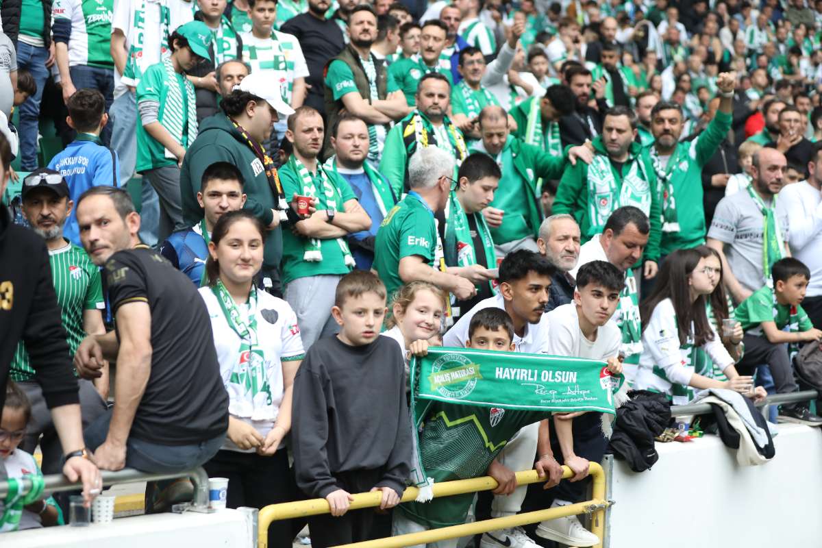 (FOTO GALERİ) BURSASPOR - 23 ELAZIĞ FK TARAFTAR FOTOĞRAFLARI - 2