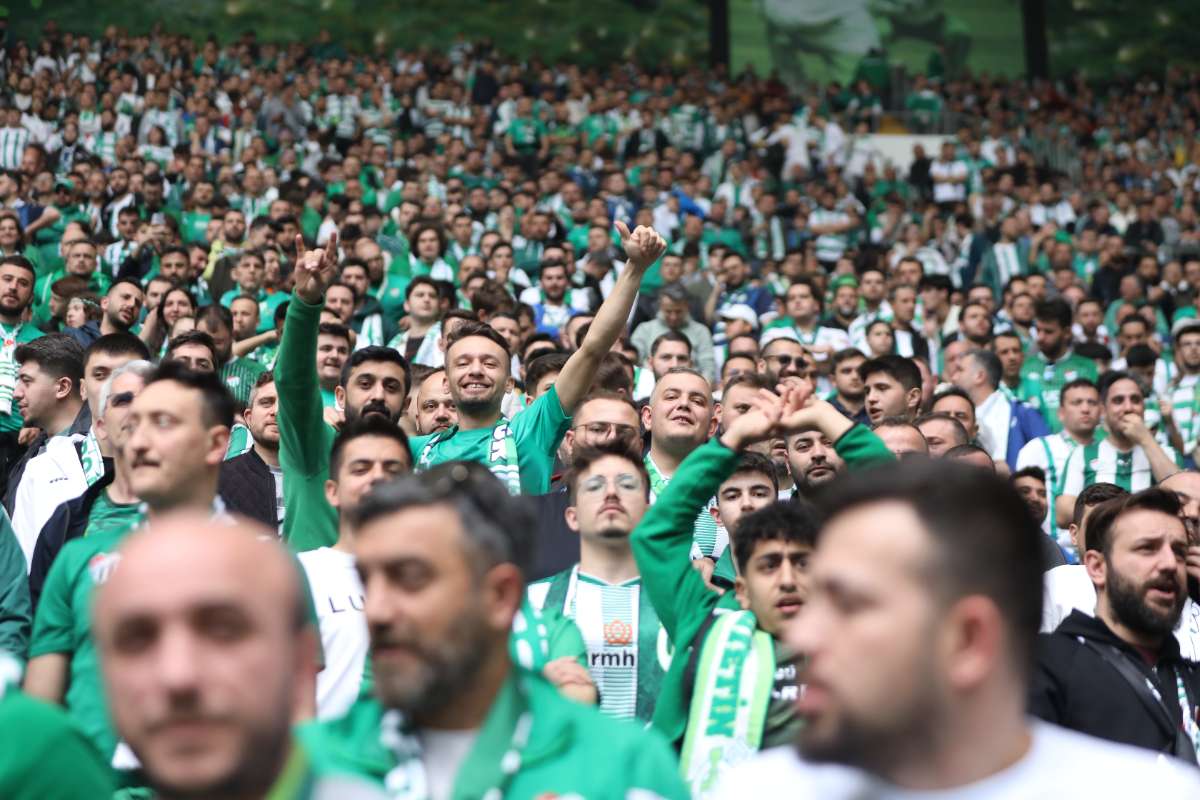 (FOTO GALERİ) BURSASPOR - 23 ELAZIĞ FK TARAFTAR FOTOĞRAFLARI - 2
