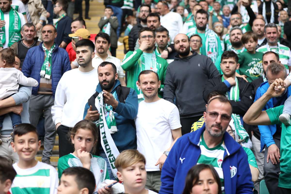 (FOTO GALERİ) BURSASPOR - 23 ELAZIĞ FK TARAFTAR FOTOĞRAFLARI - 2