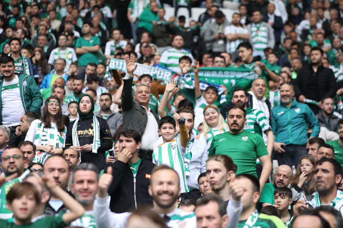 (FOTO GALERİ) BURSASPOR - 23 ELAZIĞ FK TARAFTAR FOTOĞRAFLARI - 2