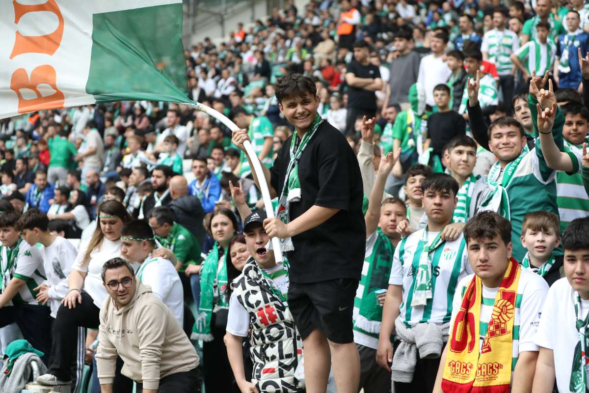 (FOTO GALERİ) BURSASPOR - 23 ELAZIĞ FK TARAFTAR FOTOĞRAFLARI - 2