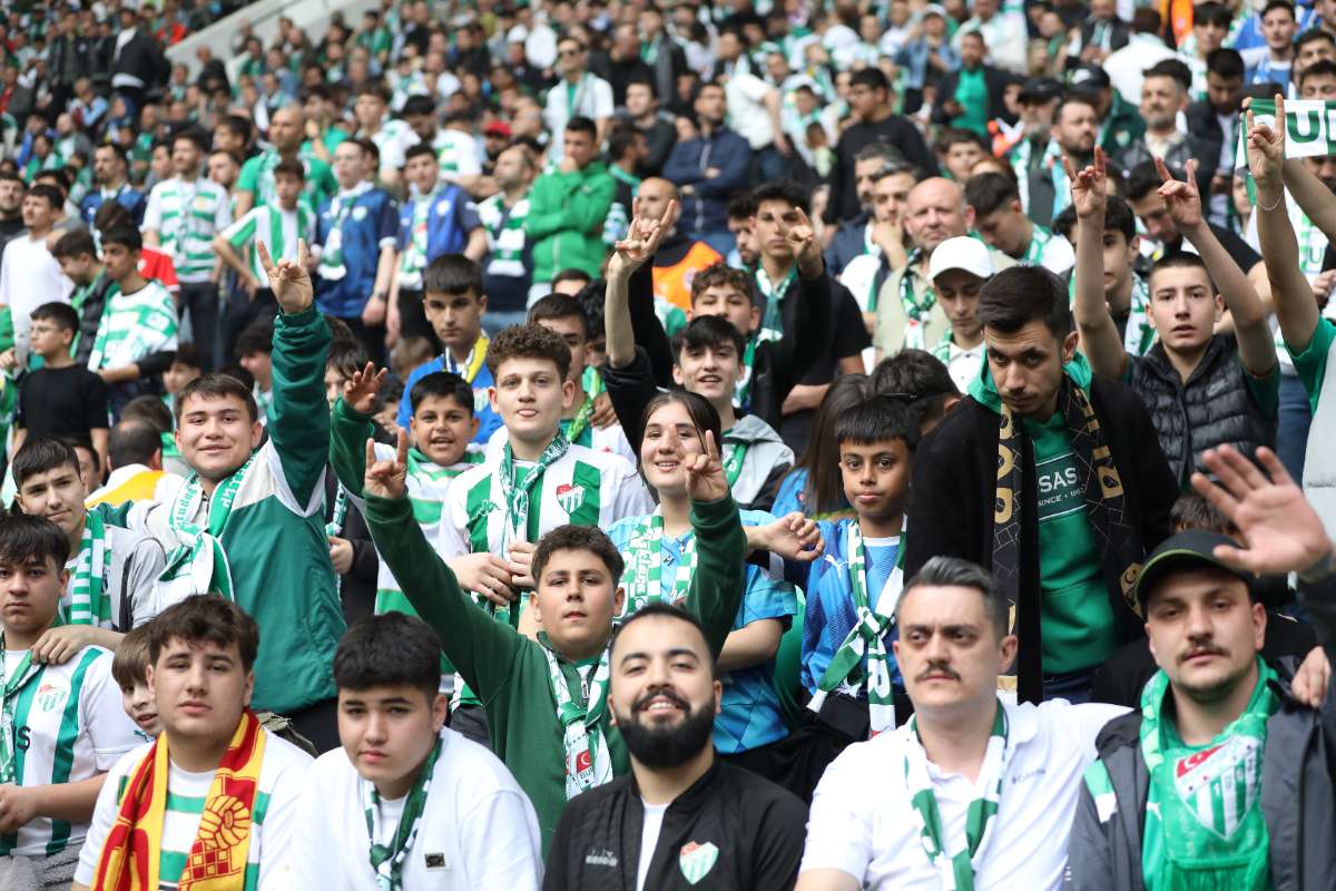 (FOTO GALERİ) BURSASPOR - 23 ELAZIĞ FK TARAFTAR FOTOĞRAFLARI - 2
